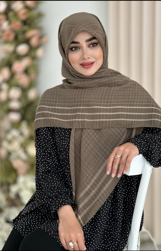 روسری لنین حاشیه لمه