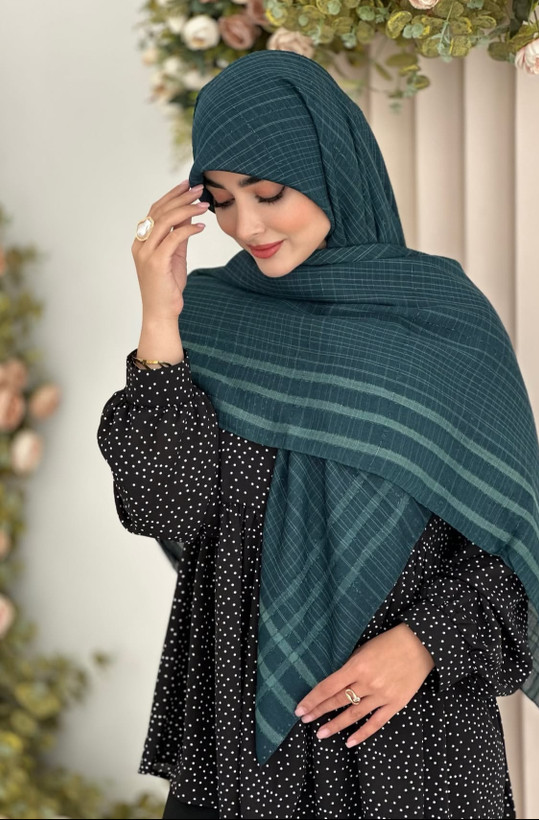 روسری لنین حاشیه لمه