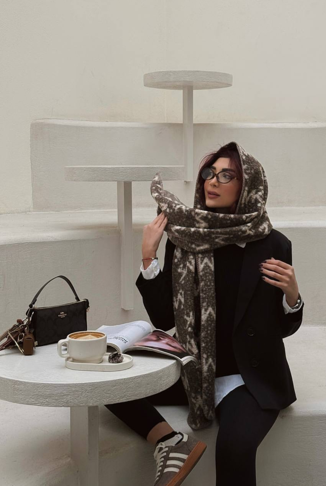 بیگ اسکارف پشمی با قیمت باور نکردنی