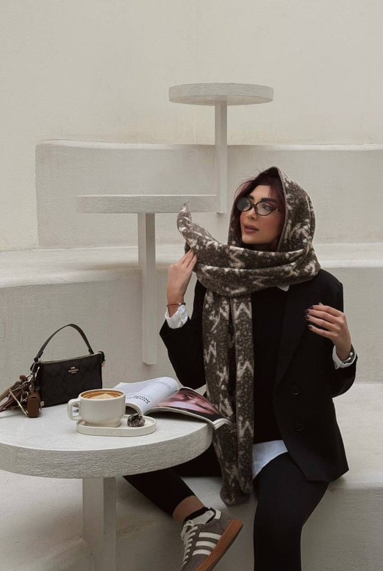 بیگ اسکارف پشمی با قیمت باور نکردنی